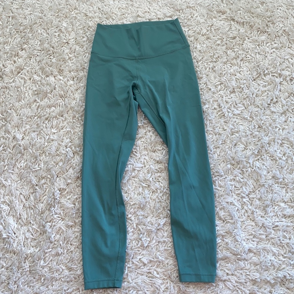 Lululemon leggings. Great condition.
